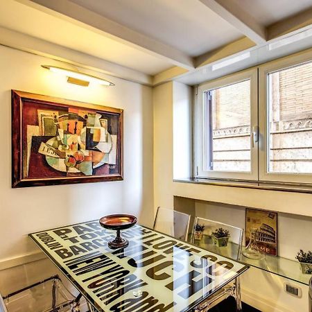 Spacious Flat By Piazza Navona 로마 외부 사진