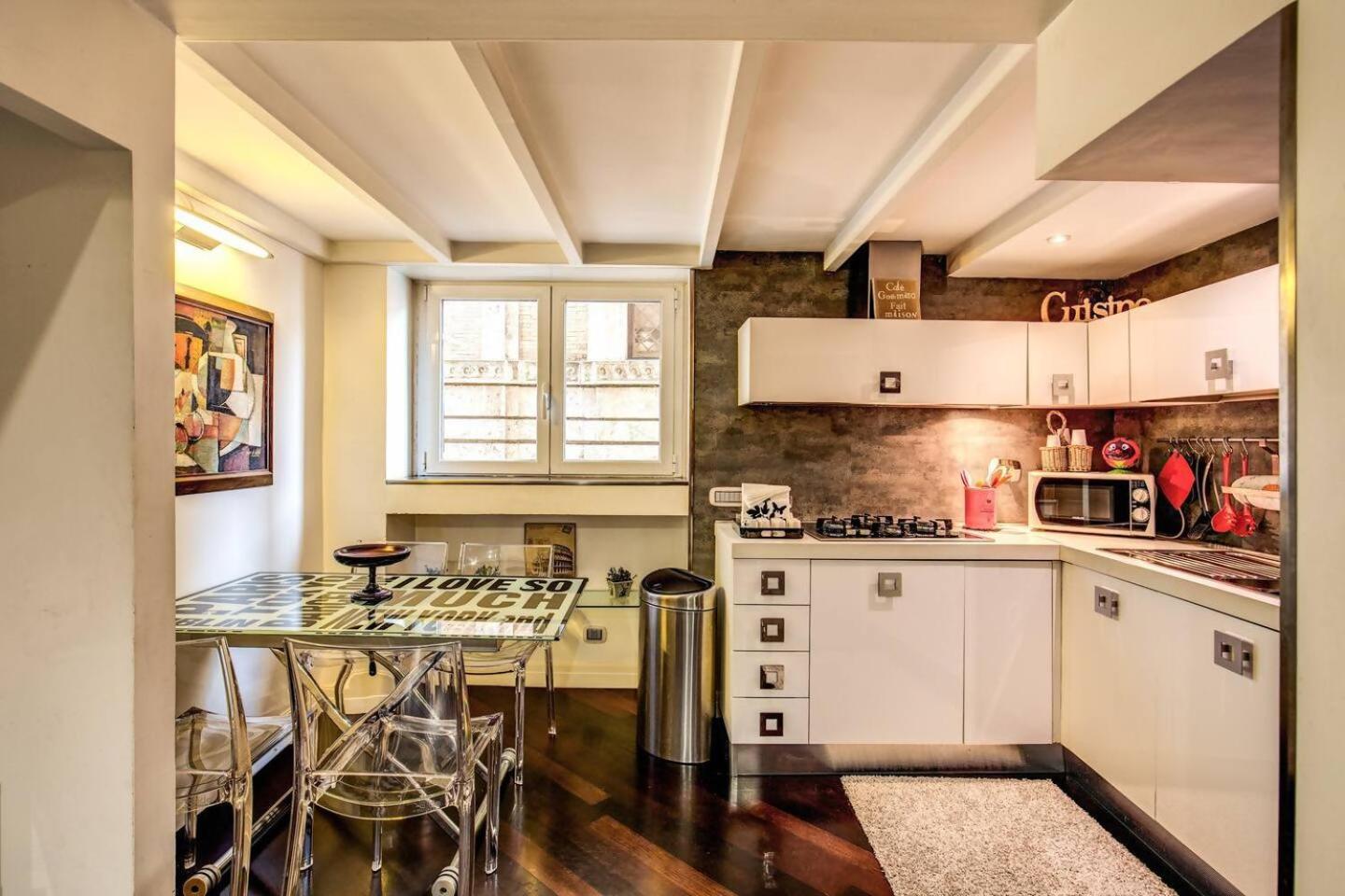 Spacious Flat By Piazza Navona 로마 외부 사진